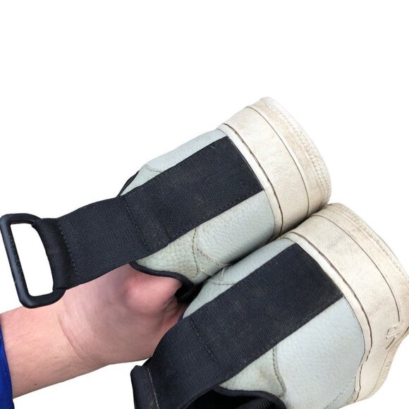 2018 Nike Air Force 1 Low Utility Spruce Fog Black Size 13 - Picture 15 of 16